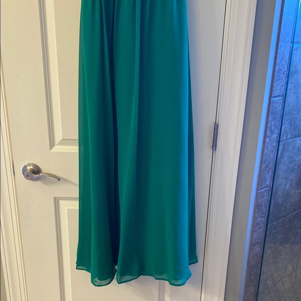 Emerald Green Sleeveless Halter formal bridesmaid wedding dress size 6 - Picture 4 of 6